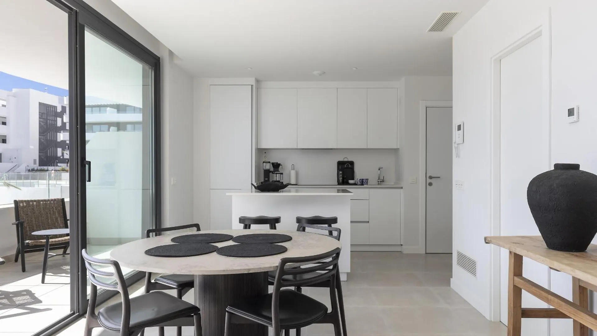 Luxery Apartment With Terrace In Higueron Fuengirola